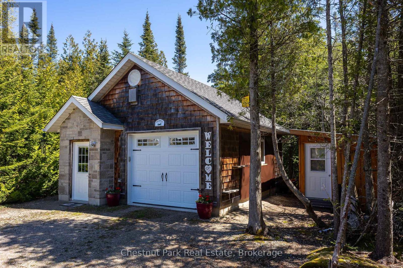 94 Zorra Drive, Northern Bruce Peninsula, Ontario  N0H 2R0 - Photo 3 - X13061526