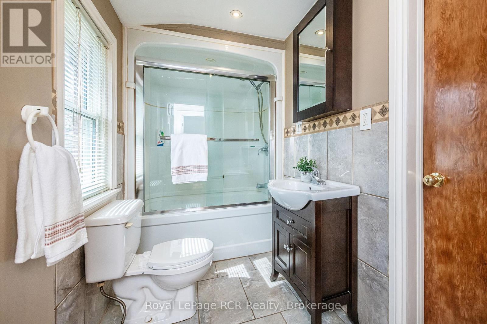 189 Margaret Avenue, Kitchener, Ontario  N2H 4J1 - Photo 15 - X13061534