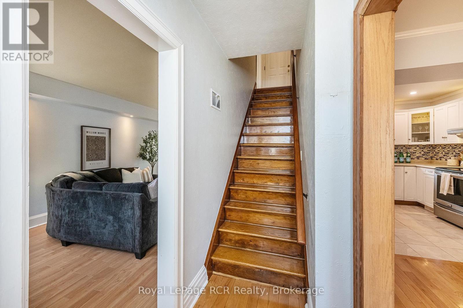 189 Margaret Avenue, Kitchener, Ontario  N2H 4J1 - Photo 3 - X13061534