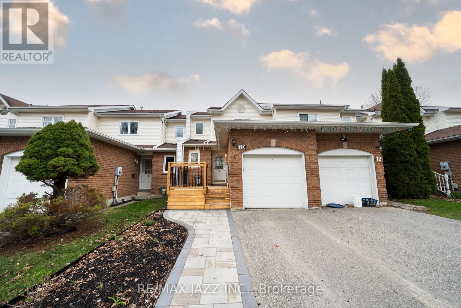10 Pidduck Street, Clarington, Ontario  L1E 2W3 - Photo 2 - E13061650