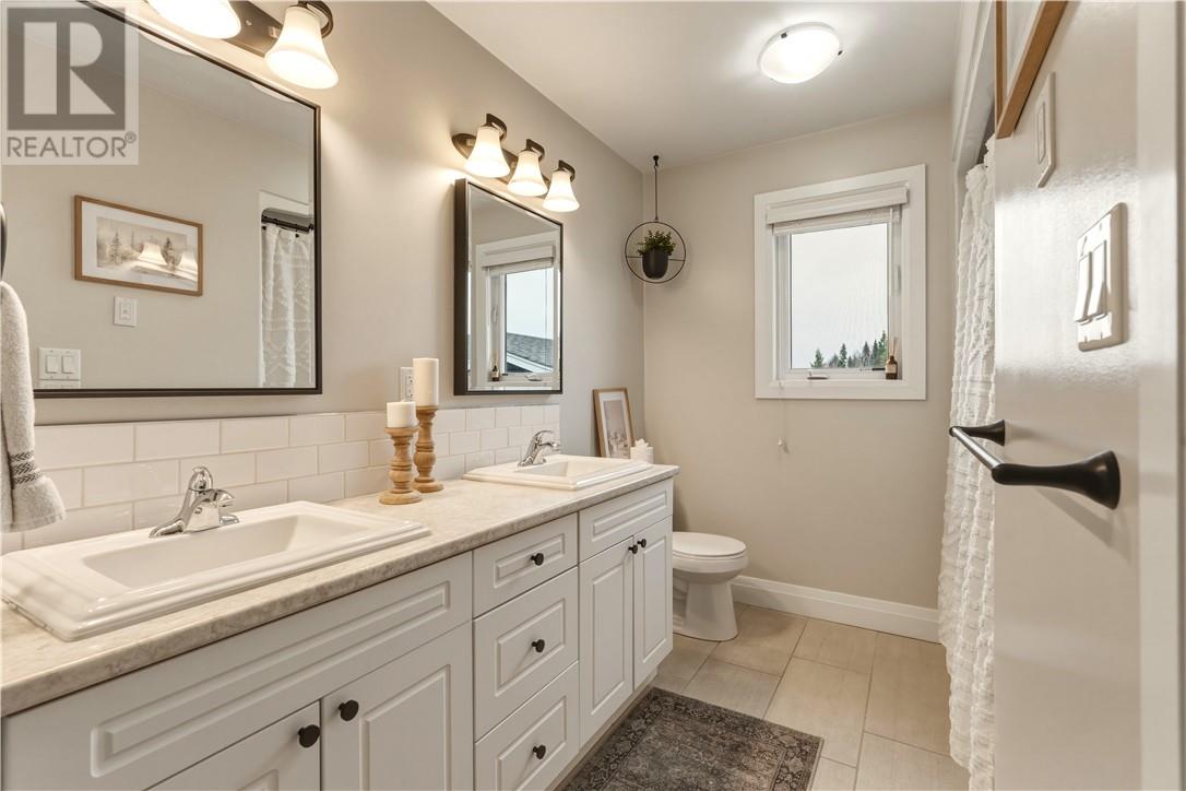 4287 Larocque, Val Therese, Ontario  P3P 1A3 - Photo 15 - 2127398