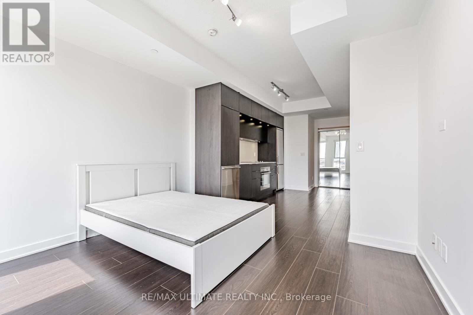 1105 - 170 Sumach Street, Toronto, Ontario  M5A 0C3 - Photo 11 - C13061506