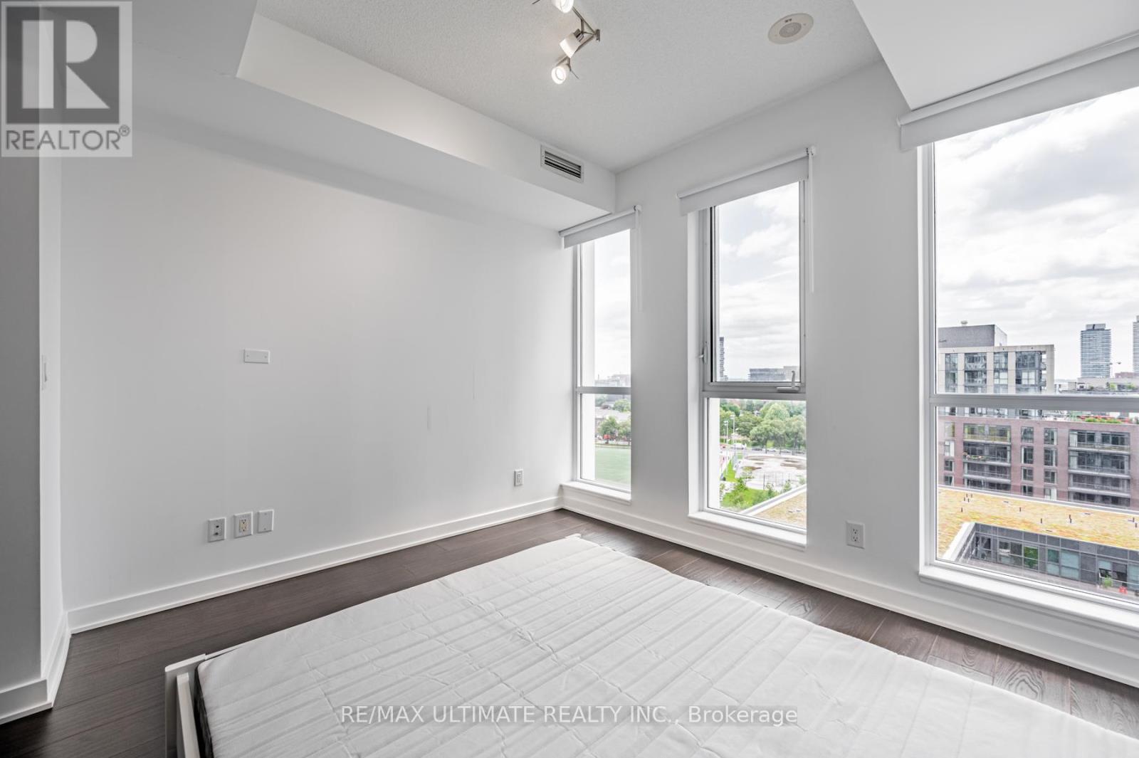 1105 - 170 Sumach Street, Toronto, Ontario  M5A 0C3 - Photo 14 - C13061506