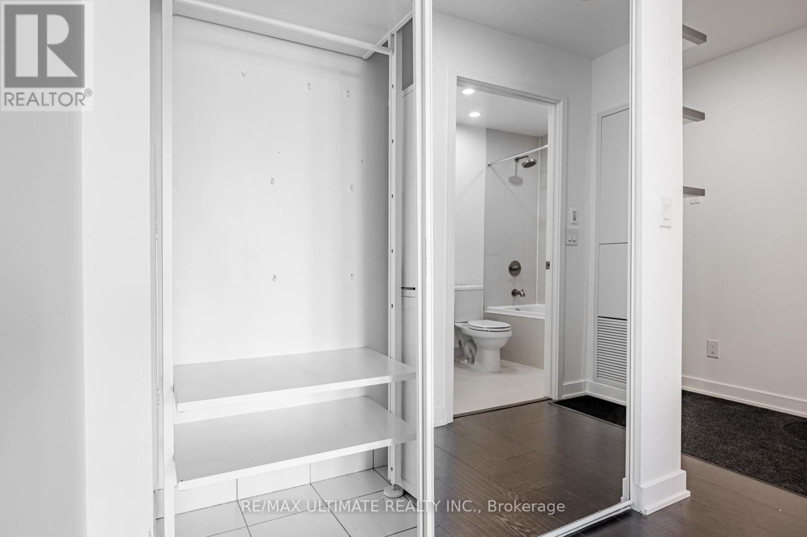 1105 - 170 Sumach Street, Toronto, Ontario  M5A 0C3 - Photo 15 - C13061506