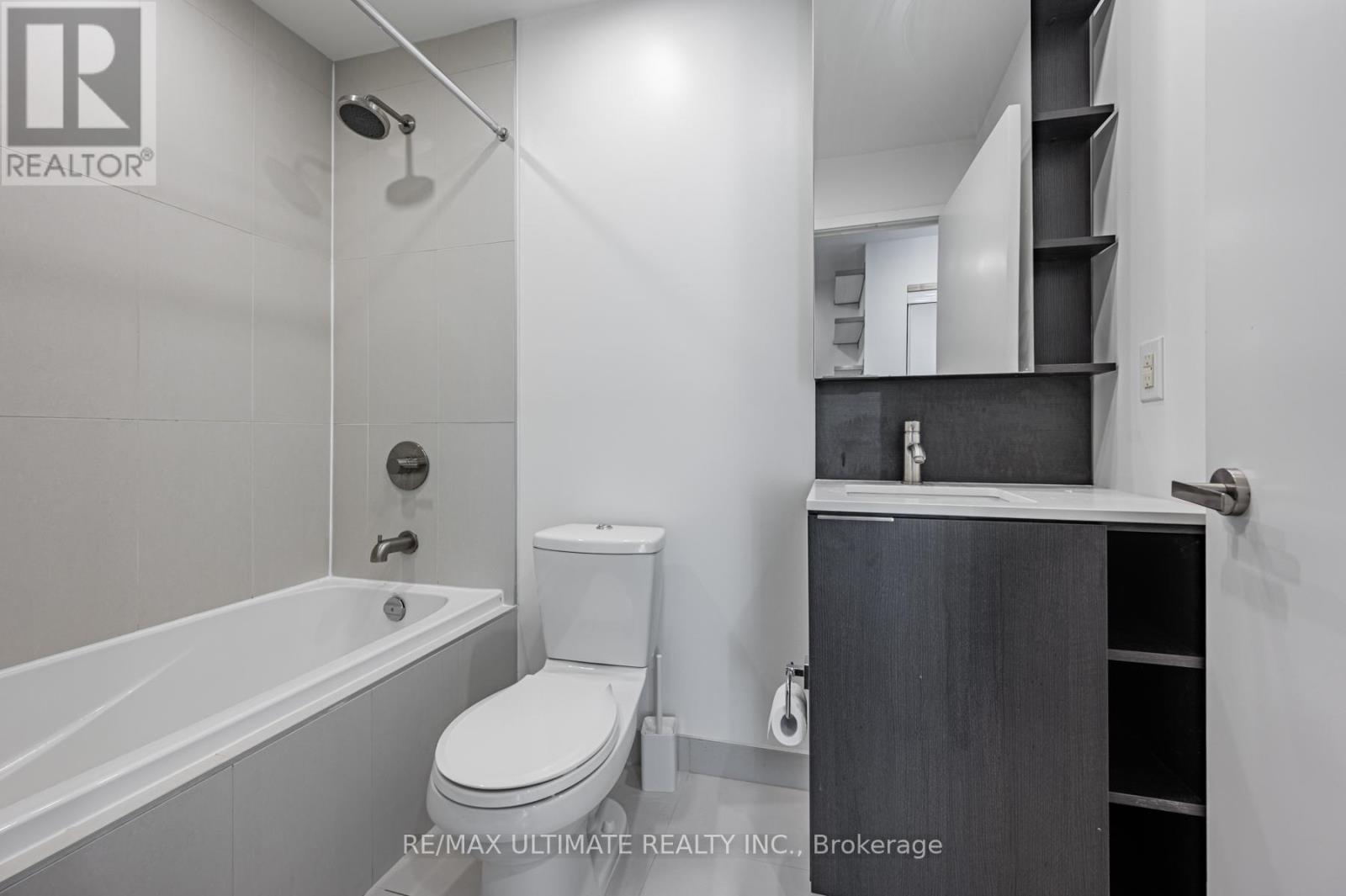 1105 - 170 Sumach Street, Toronto, Ontario  M5A 0C3 - Photo 16 - C13061506