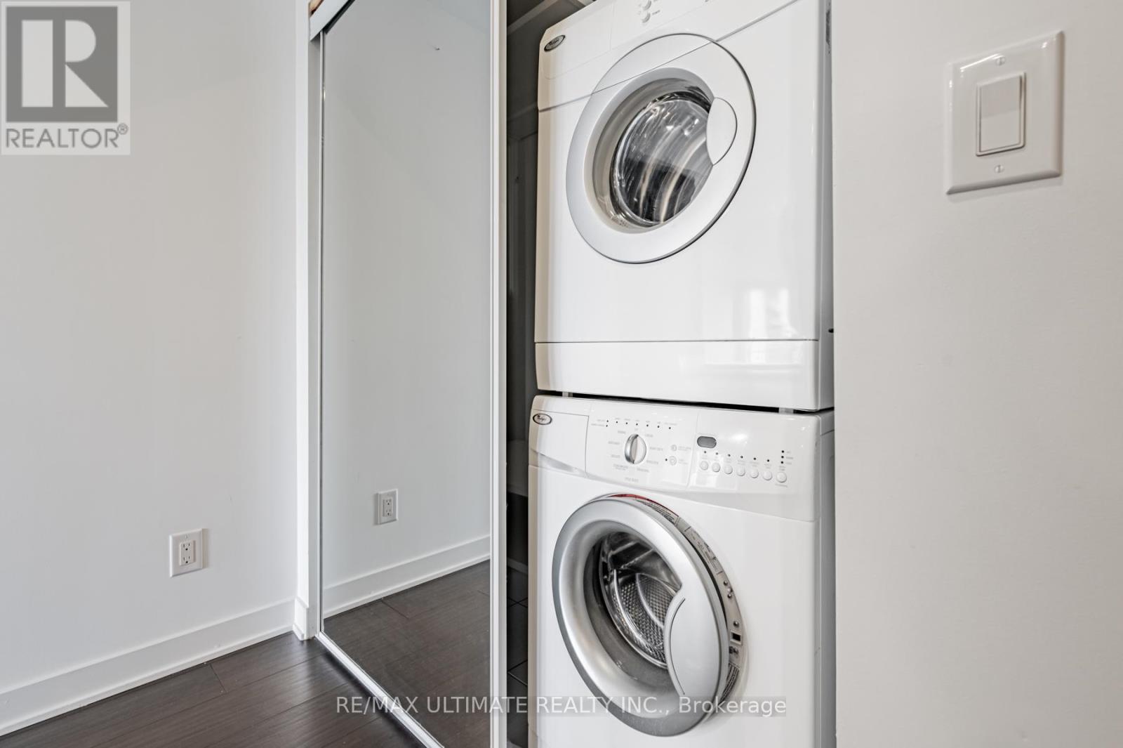 1105 - 170 Sumach Street, Toronto, Ontario  M5A 0C3 - Photo 17 - C13061506