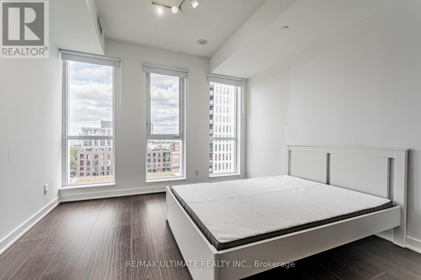 1105 - 170 Sumach Street, Toronto, Ontario  M5A 0C3 - Photo 9 - C13061506