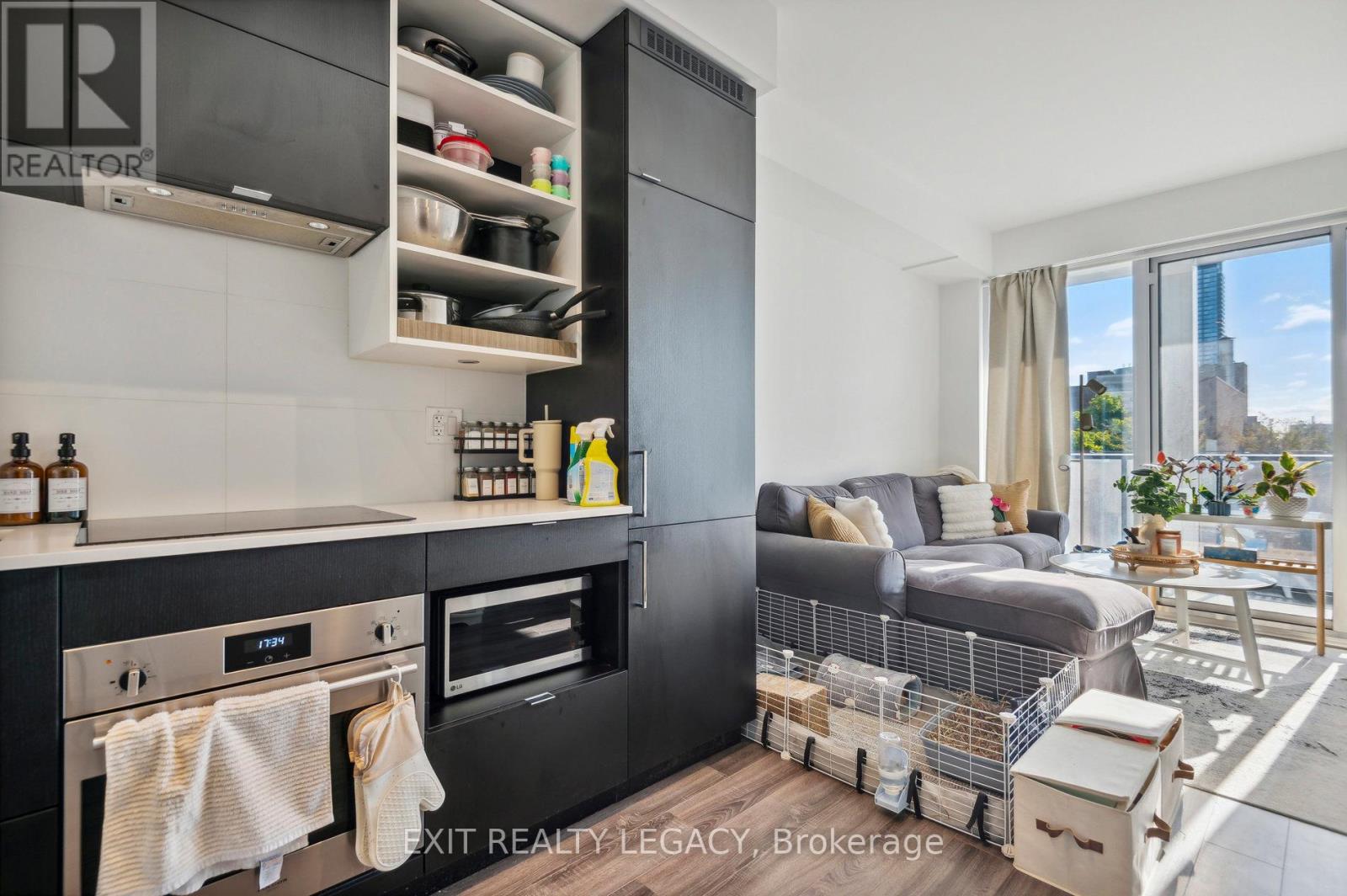 2213 - 20 Edward Street, Toronto, Ontario  M5G 1C9 - Photo 14 - C13061688