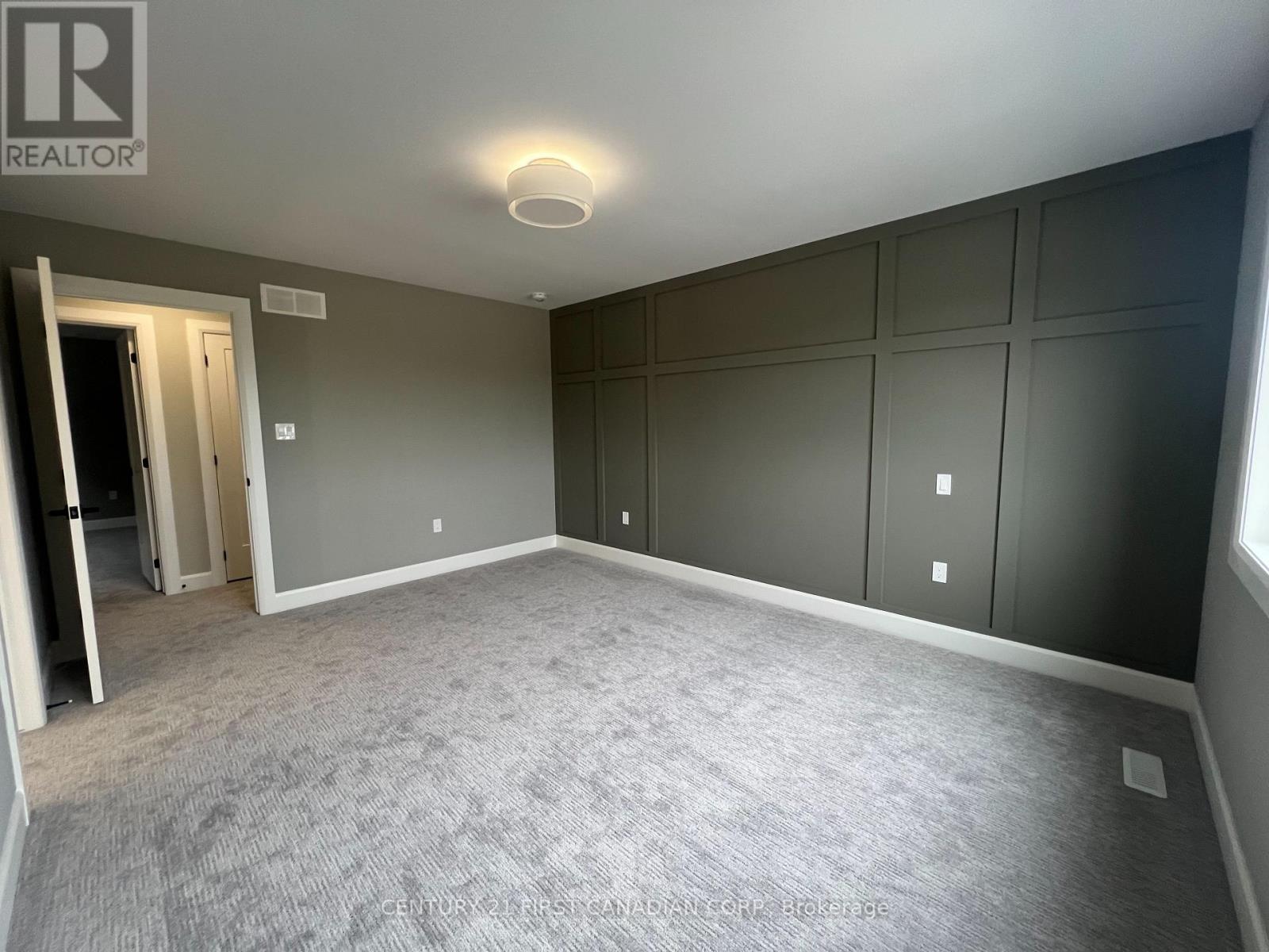 107 Sheldabren Street, North Middlesex, Ontario  N0M 1A0 - Photo 20 - X13061556
