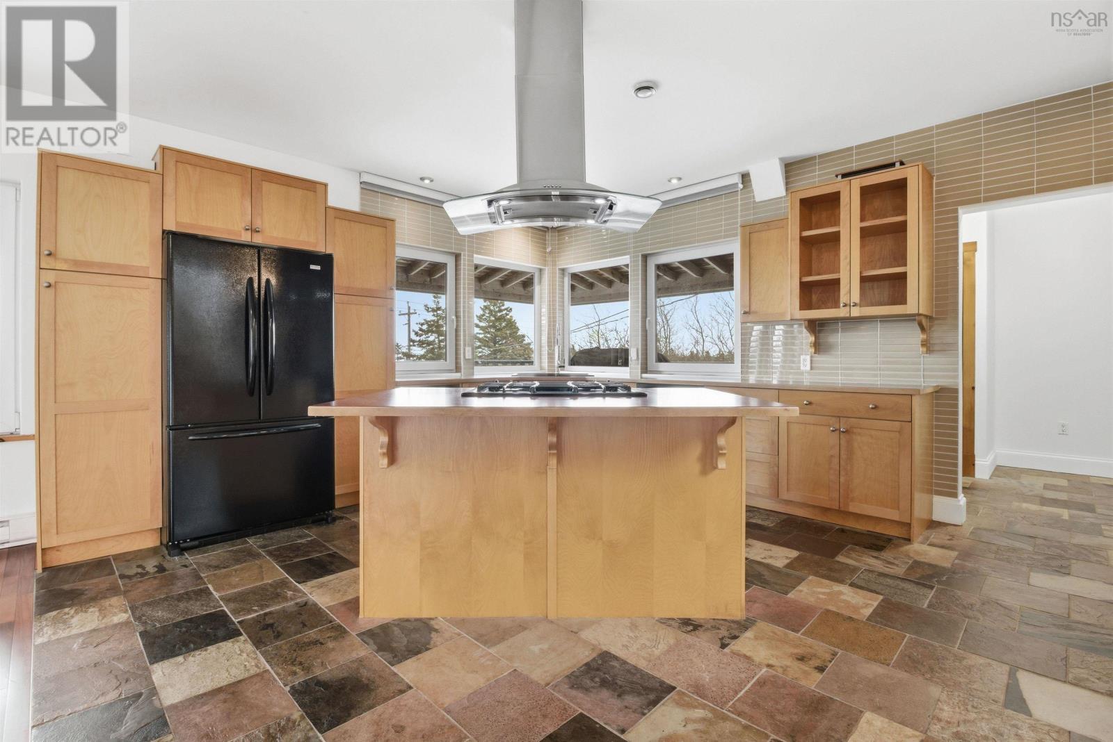 687 Ketch Harbour Road, Portuguese Cove, Nova Scotia  B3V 1K2 - Photo 6 - 202609101