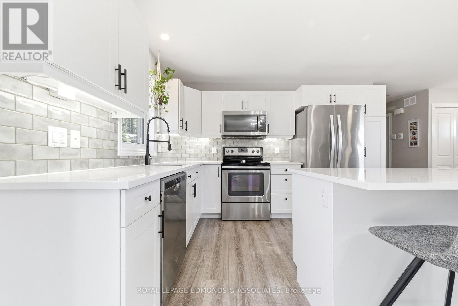 45 Dustin Drive, Petawawa, Ontario  K8H 0G3 - Photo 14 - X13061522