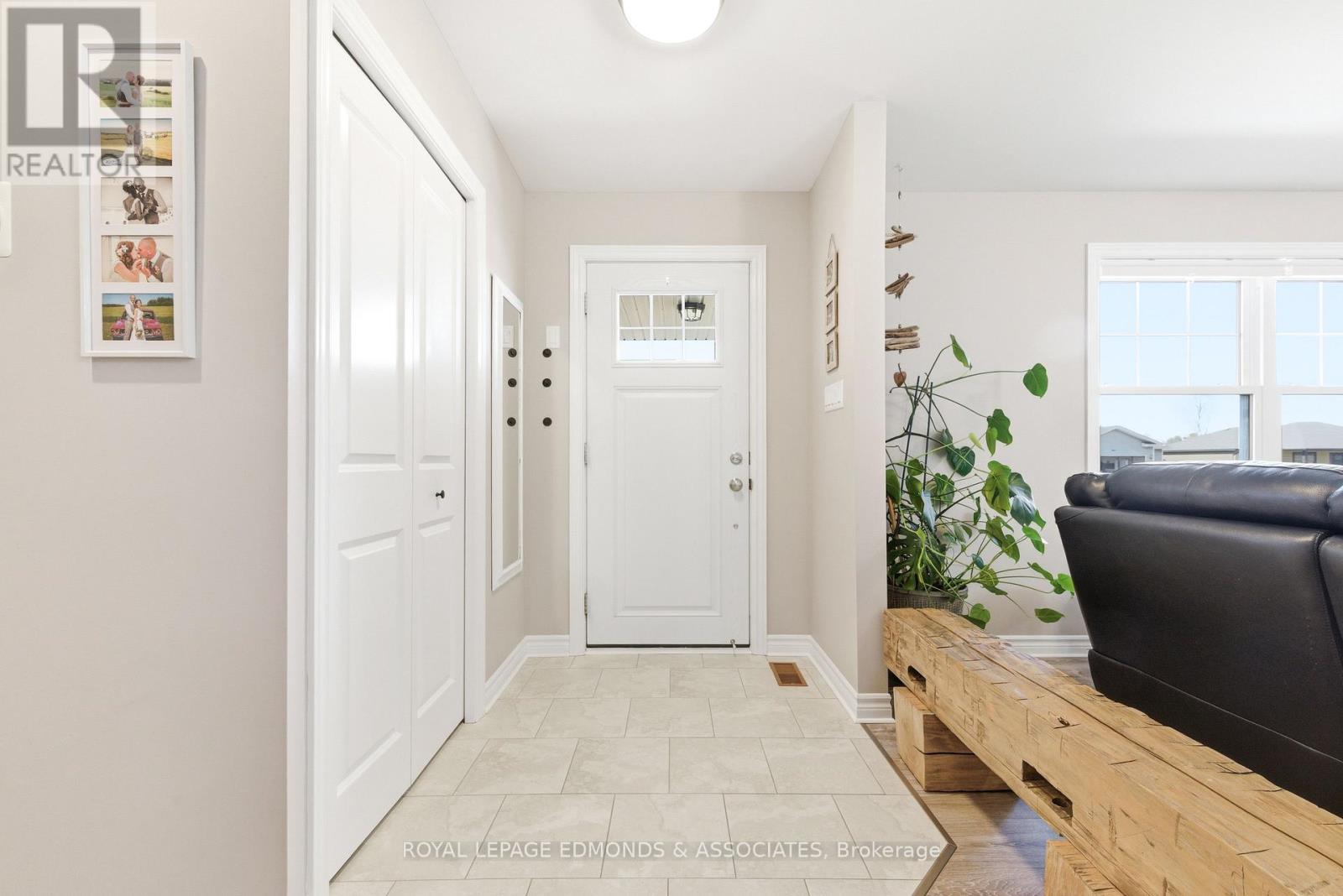 45 Dustin Drive, Petawawa, Ontario  K8H 0G3 - Photo 6 - X13061522
