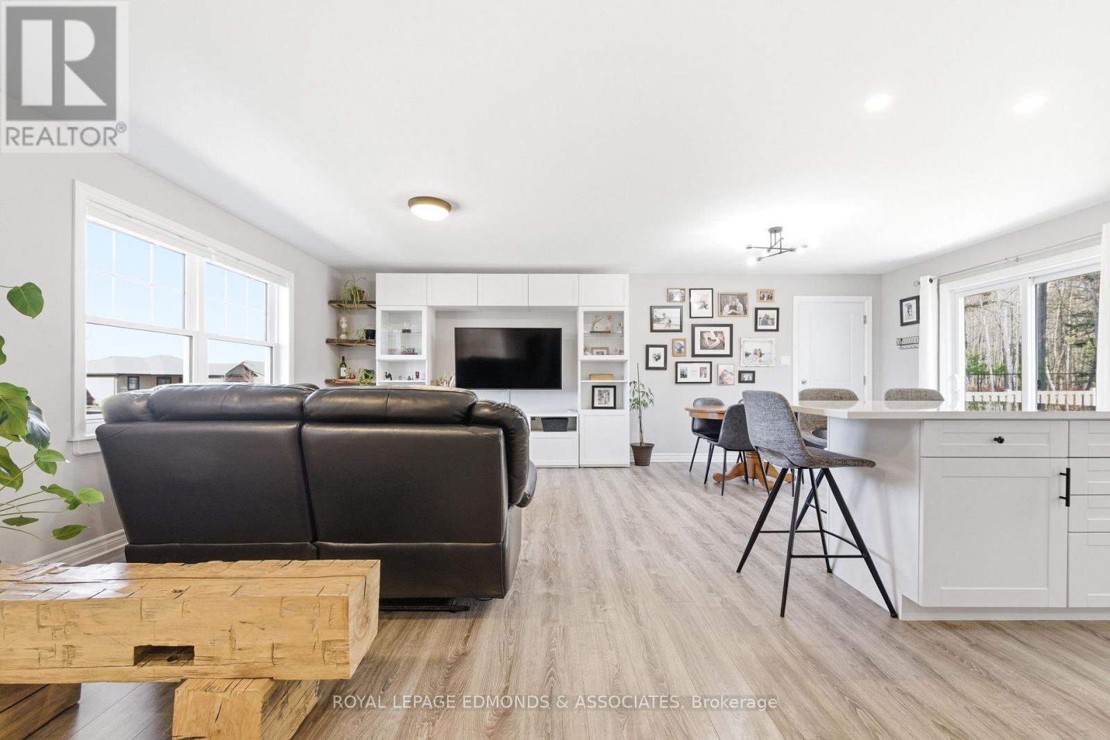 45 Dustin Drive, Petawawa, Ontario  K8H 0G3 - Photo 7 - X13061522