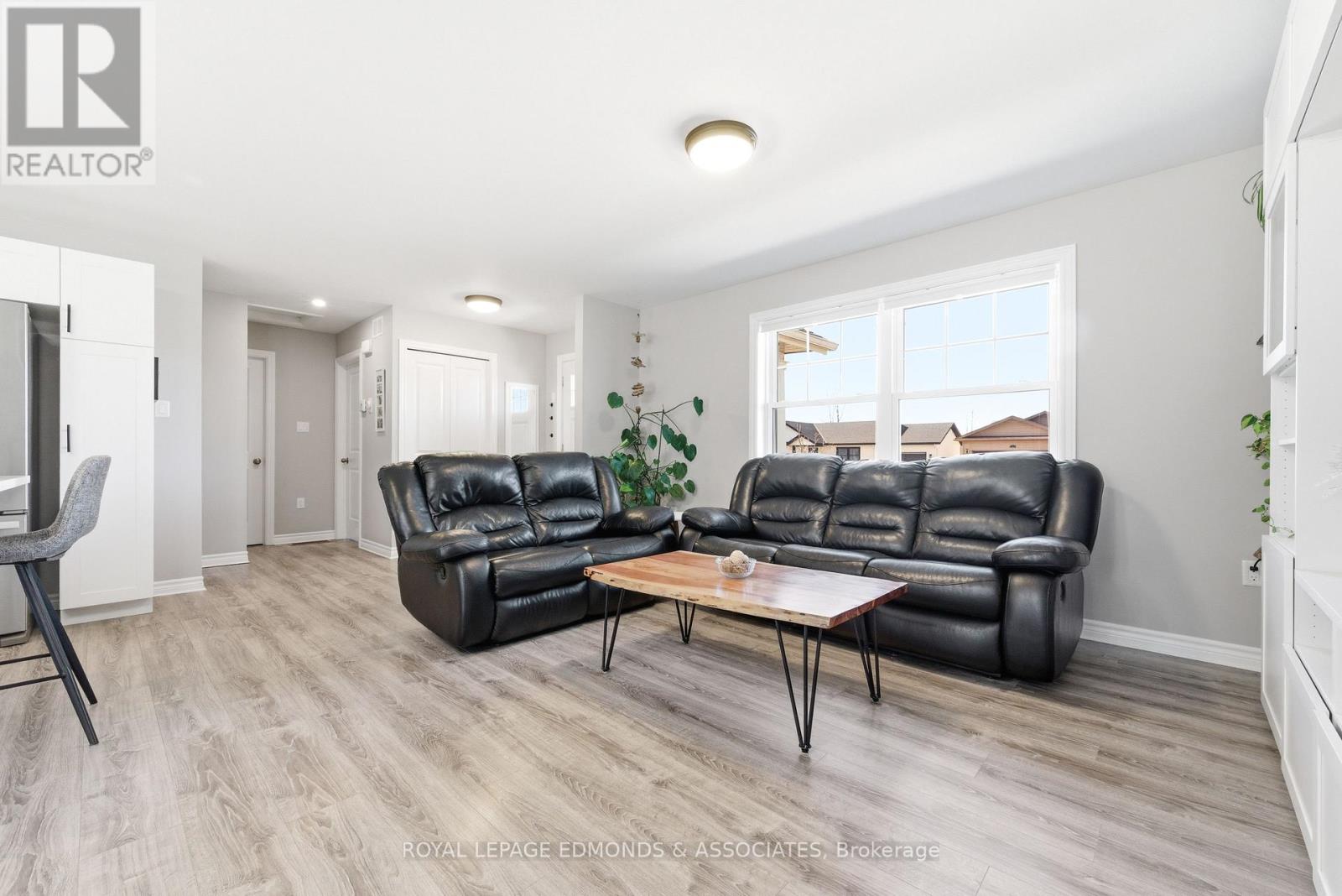 45 Dustin Drive, Petawawa, Ontario  K8H 0G3 - Photo 9 - X13061522