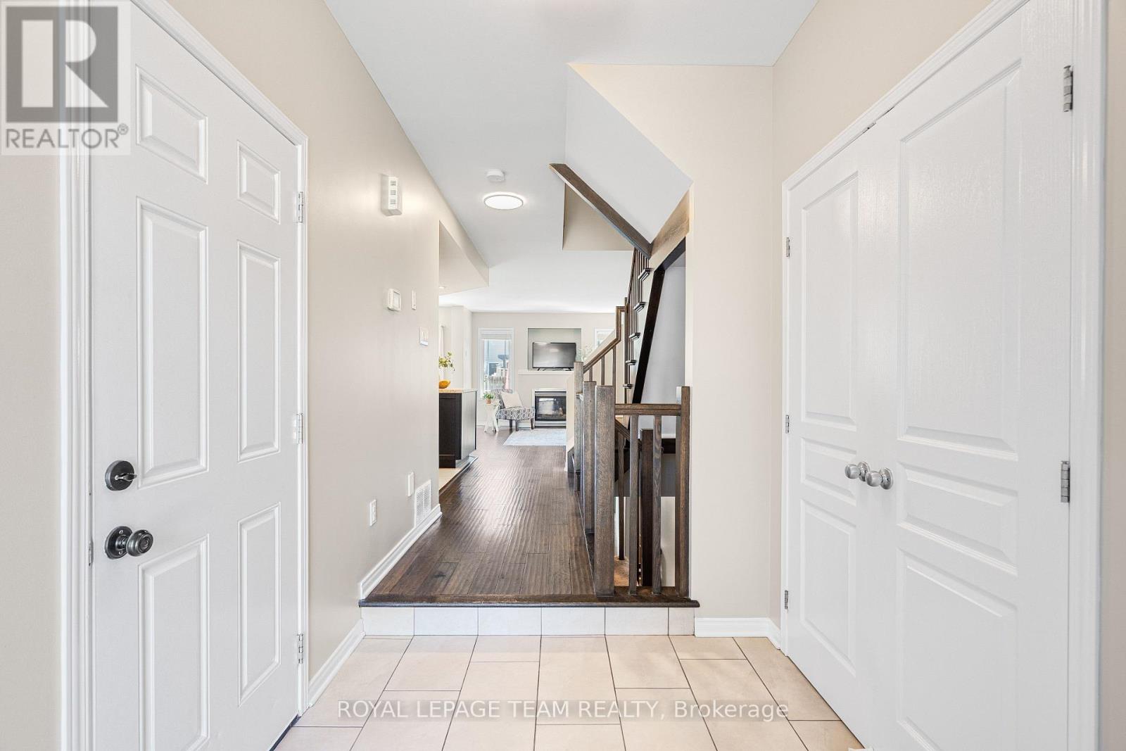 529 Pepperville Crescent, Ottawa, Ontario  K2M 0E5 - Photo 5 - X13061514