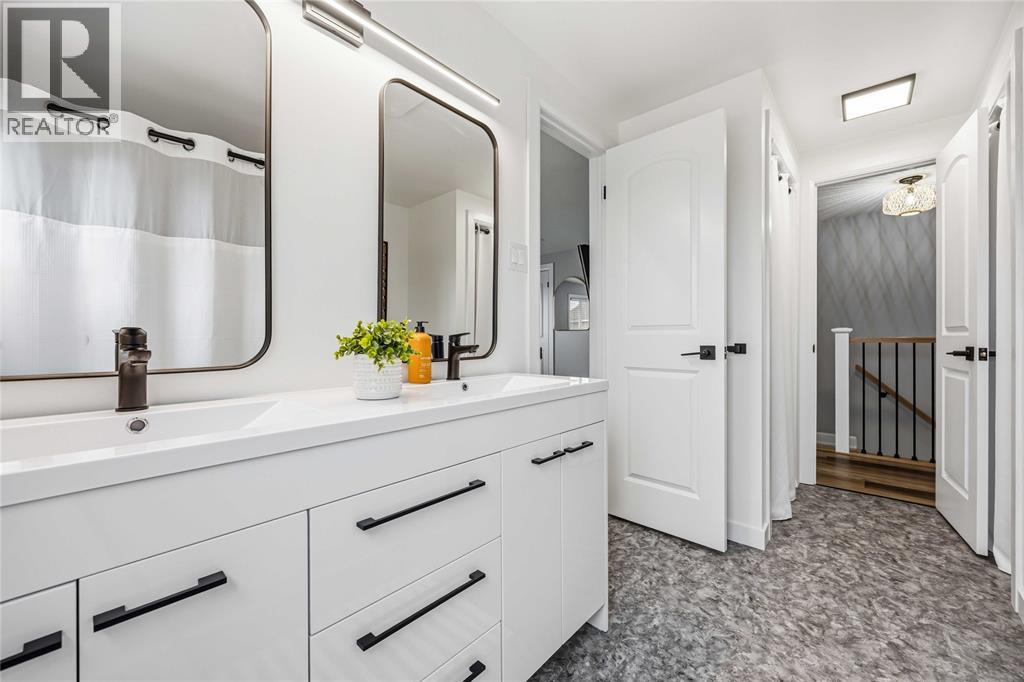 581 Scenic Drive, Warwick-Watford, Ontario  N0M 2S0 - Photo 15 - 26009389