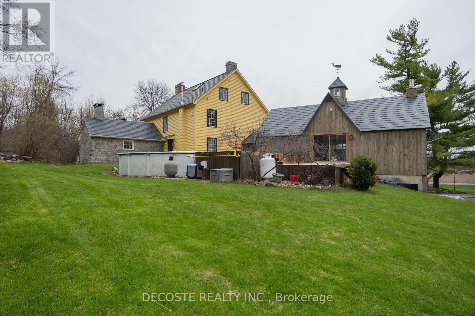 21831 Conc 2 Road, South Glengarry, Ontario  K0C 1E0 - Photo 3 - X12818030