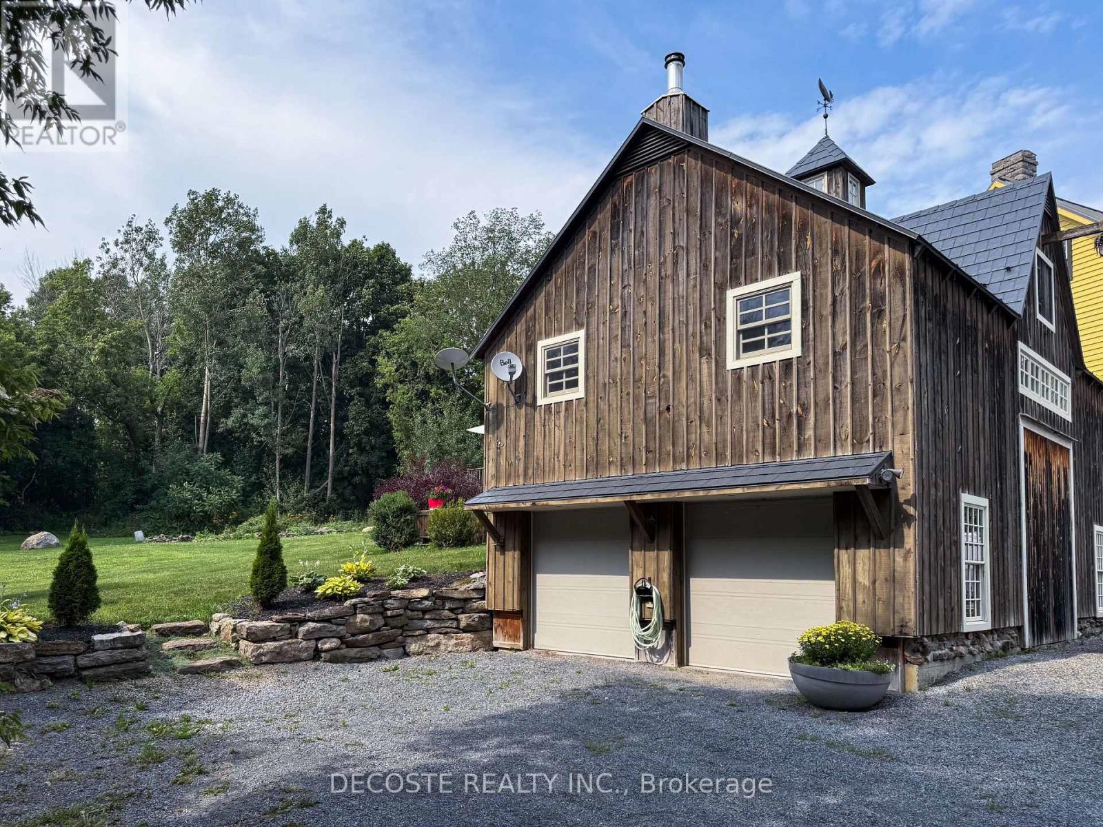 21831 Conc 2 Road, South Glengarry, Ontario  K0C 1E0 - Photo 42 - X12818030