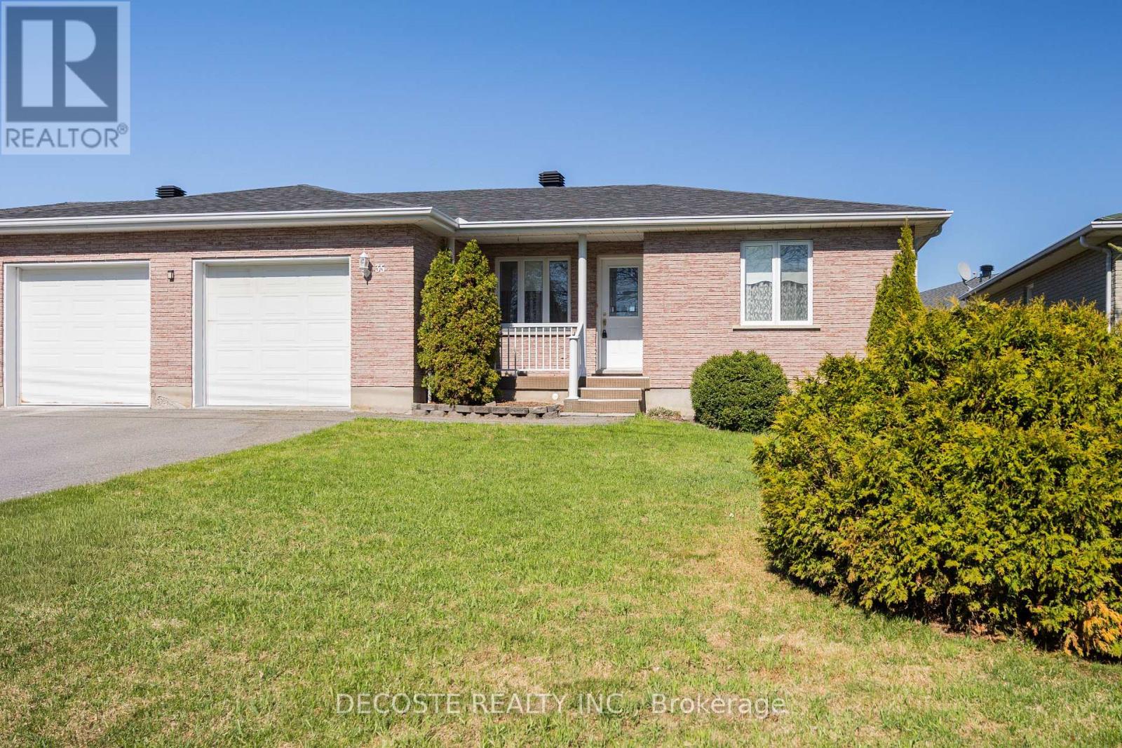 35 Sandfield Avenue N, North Glengarry, Ontario  K0C 1A0 - Photo 25 - X12826598