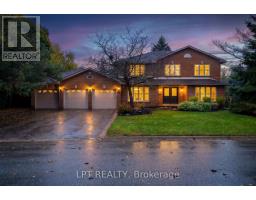 35 DENNIS DRIVE, King, Ontario