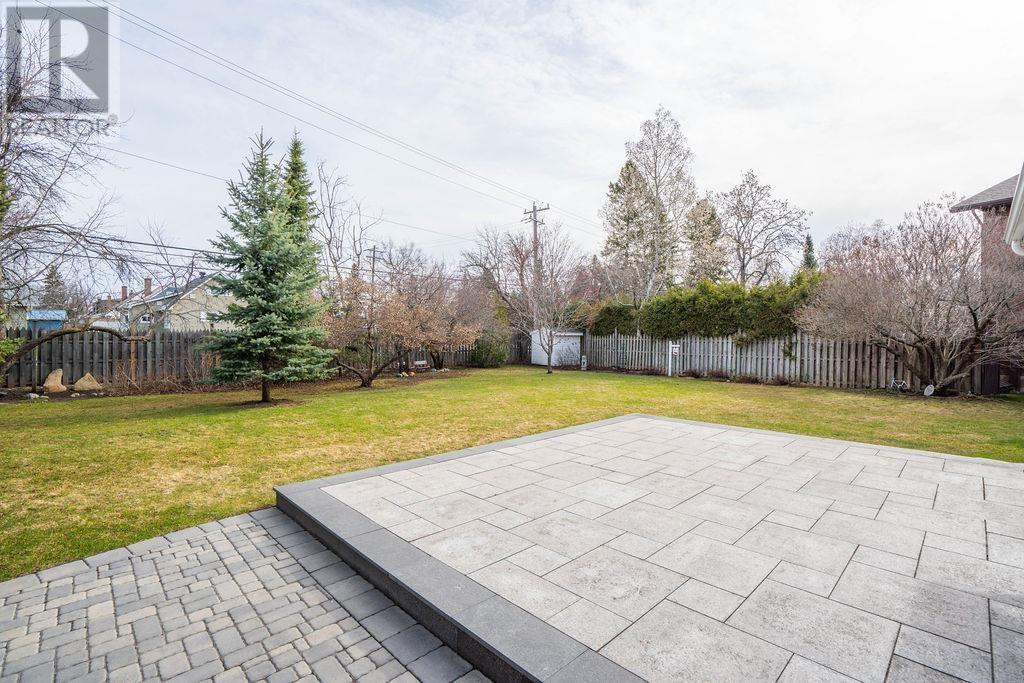 9 Alworth Pl, Sault Ste. Marie, Ontario  P6B 5W5 - Photo 12 - SM260818