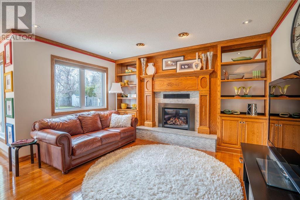 9 Alworth Pl, Sault Ste. Marie, Ontario  P6B 5W5 - Photo 16 - SM260818