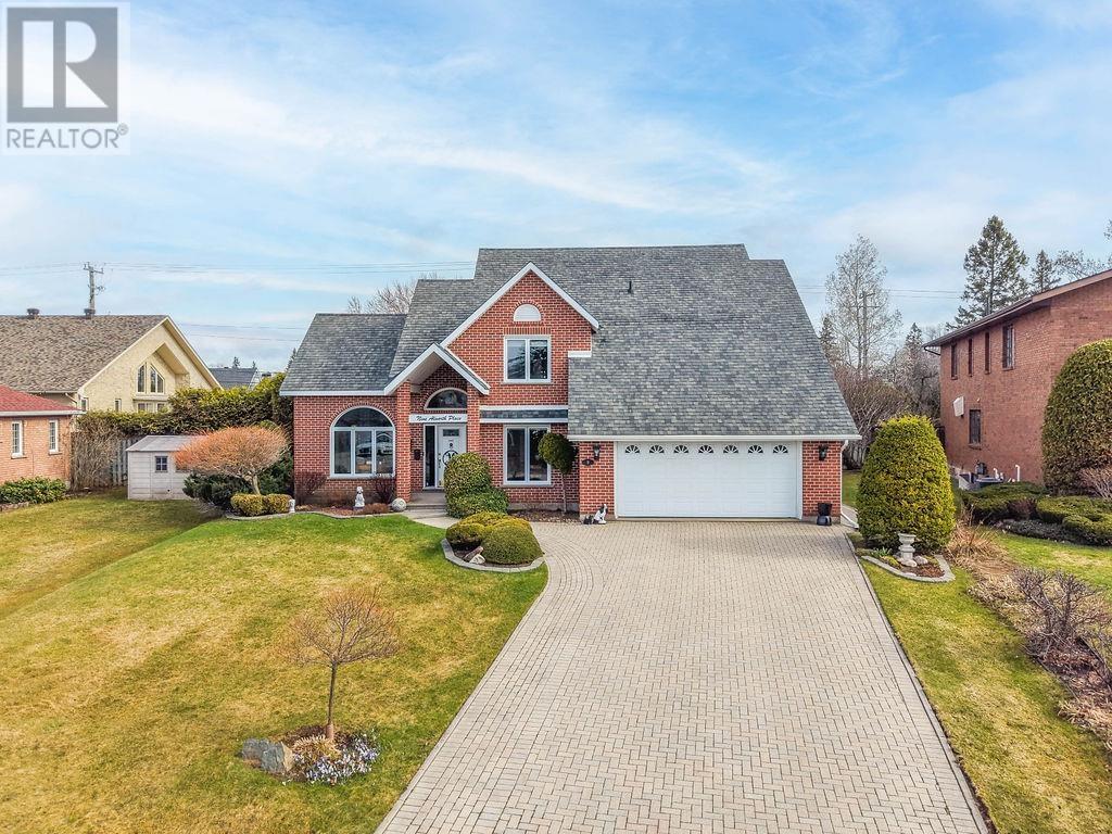 9 Alworth Pl, Sault Ste. Marie, Ontario  P6B 5W5 - Photo 2 - SM260818