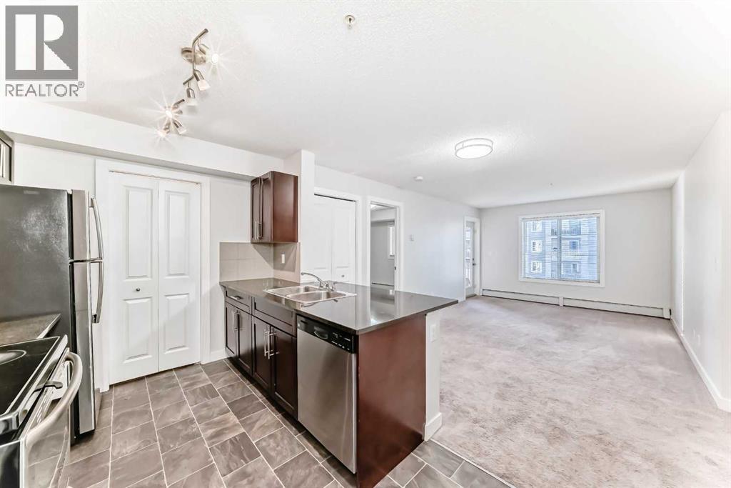 9309, 403 Mackenzie Way SW, Airdrie, Alberta  T4B 3V7 - Photo 9 - A2287947