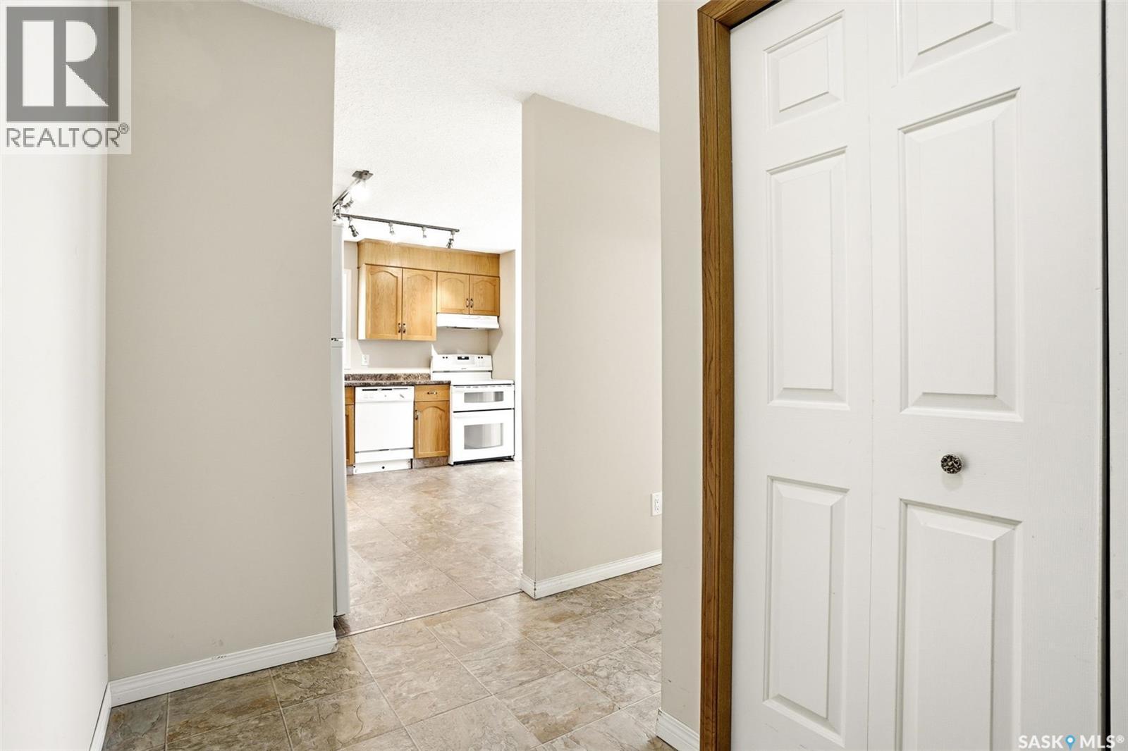 309 2275 Mcintyre Street, Regina, Saskatchewan  S4P 2S1 - Photo 4 - SK034356