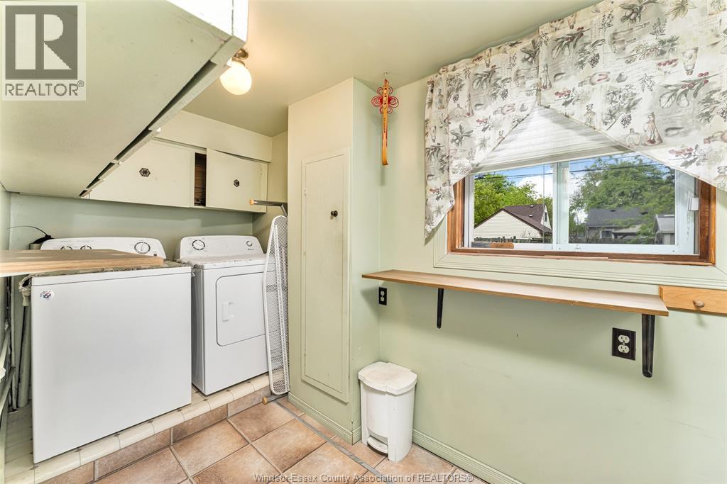 2278 Marentette Avenue, Windsor, Ontario  N8W 2C1 - Photo 11 - 26009640