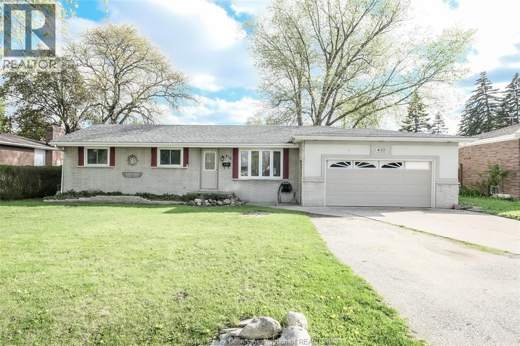 MLS# 26009632: 430 LAFFERTY AVENUE, LaSalle, Canada