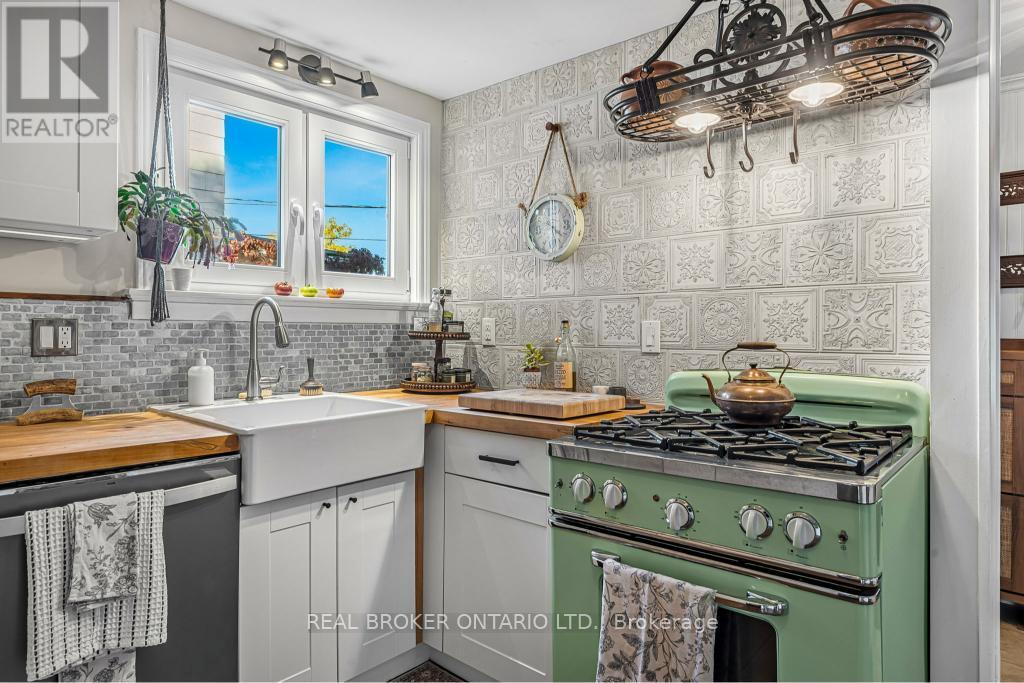 24 Robinson Street S, Grimsby, Ontario  L3M 3C4 - Photo 13 - X13061700