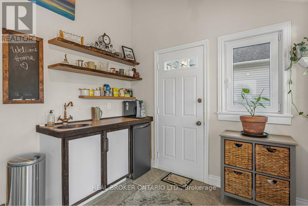 24 Robinson Street S, Grimsby, Ontario  L3M 3C4 - Photo 16 - X13061700