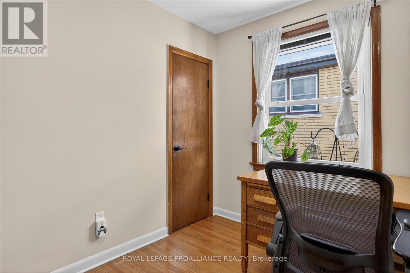 260 Bellevue Street, Peterborough, Ontario  K9H 5E5 - Photo 24 - X12735358