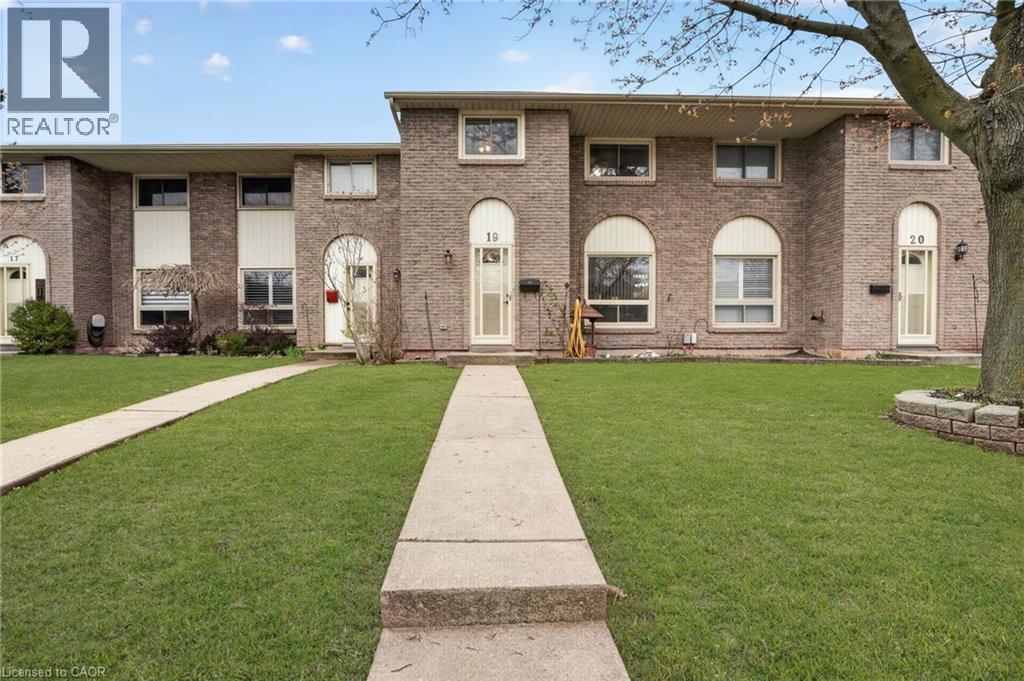 150 GATESHEAD Crescent Unit# 19, Stoney Creek, Ontario