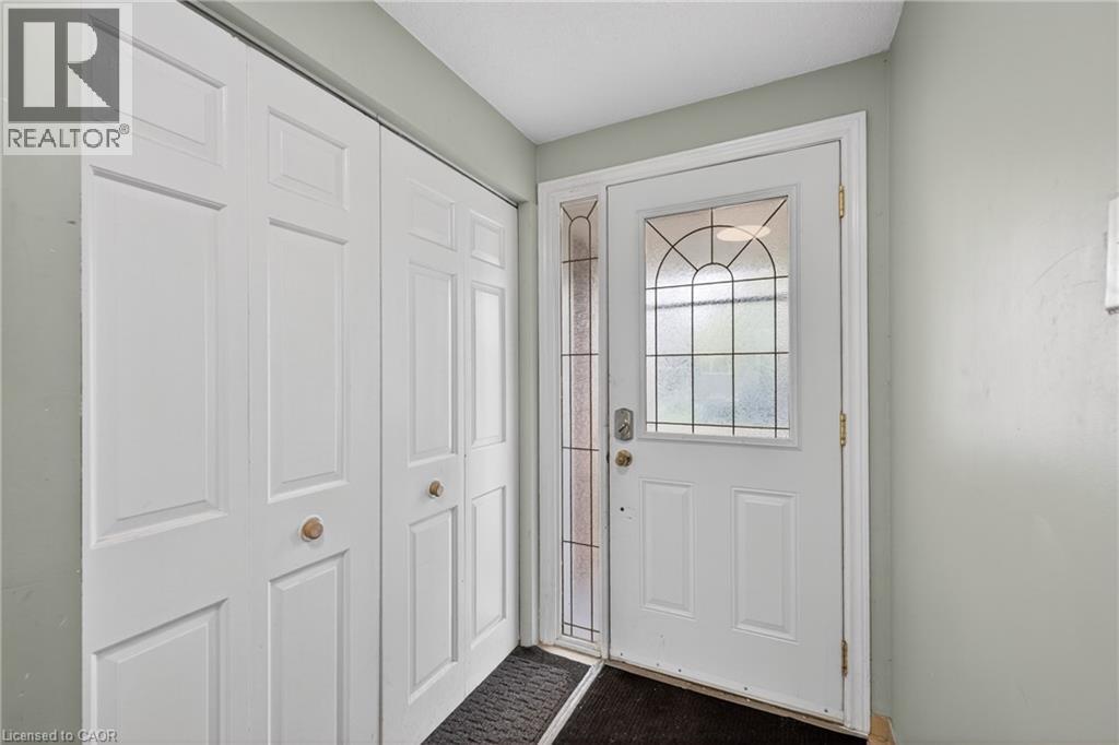 9 Sanderson Drive, Guelph, Ontario  N1H 6T7 - Photo 6 - 40825237
