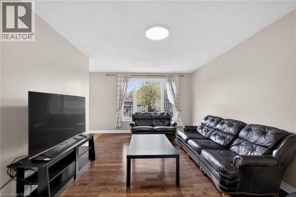 9 Sanderson Drive, Guelph, Ontario  N1H 6T7 - Photo 9 - 40825237