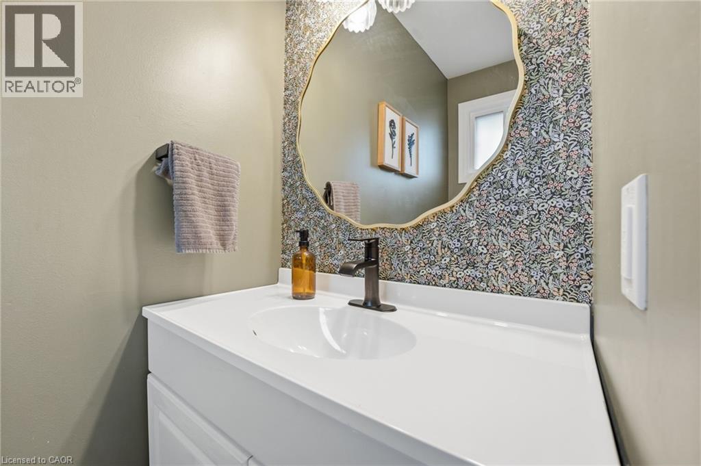 10 Burke Drive, Caledonia, Ontario  N3W 1C3 - Photo 15 - 40825234