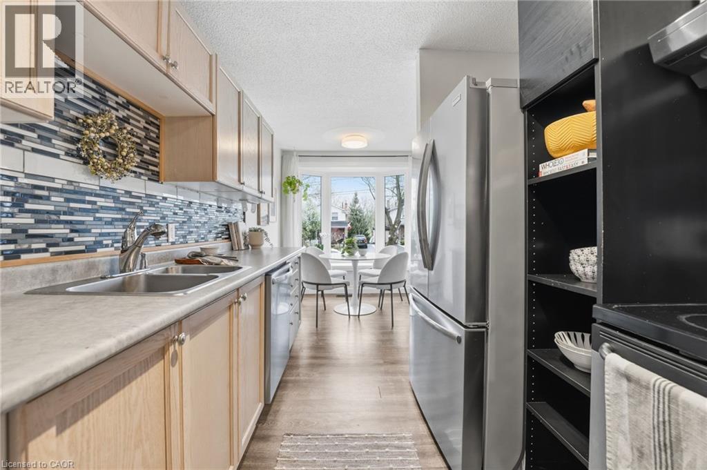 10 Burke Drive, Caledonia, Ontario  N3W 1C3 - Photo 9 - 40825234