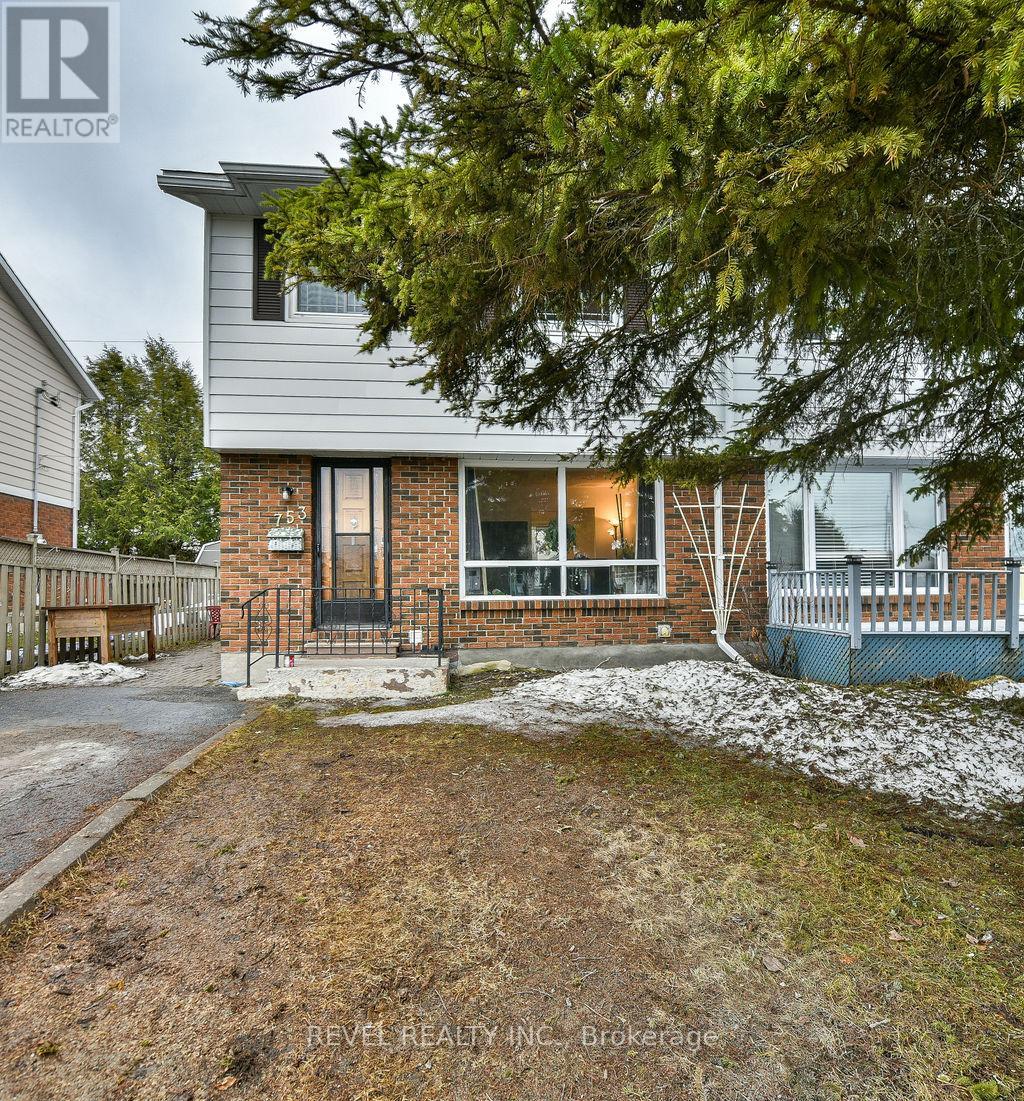 753 Mcclinton Drive, Timmins (Tnw - Riverpark), Ontario  P4N 4R1 - Photo 2 - T13061800