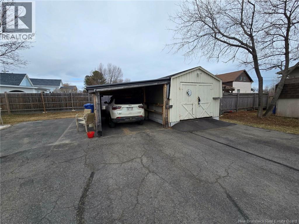 1520 Sunset, Bathurst, New Brunswick  E2A 3P3 - Photo 6 - NB138279