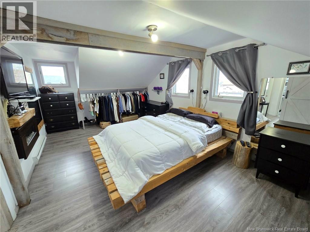 1520 Sunset, Bathurst, New Brunswick  E2A 3P3 - Photo 35 - NB138279