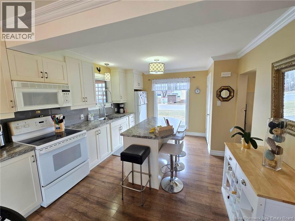 1520 Sunset, Bathurst, New Brunswick  E2A 3P3 - Photo 19 - NB138279