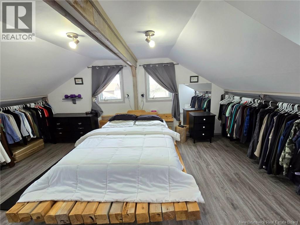 1520 Sunset, Bathurst, New Brunswick  E2A 3P3 - Photo 37 - NB138279
