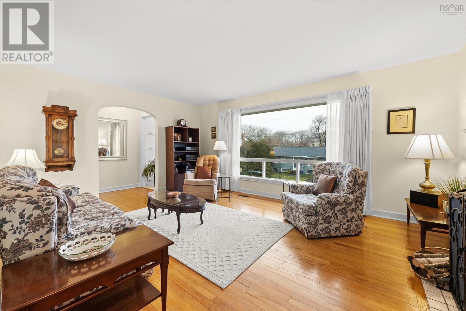32 Canary Crescent, Halifax, Nova Scotia  B3M 1R1 - Photo 4 - 202609097