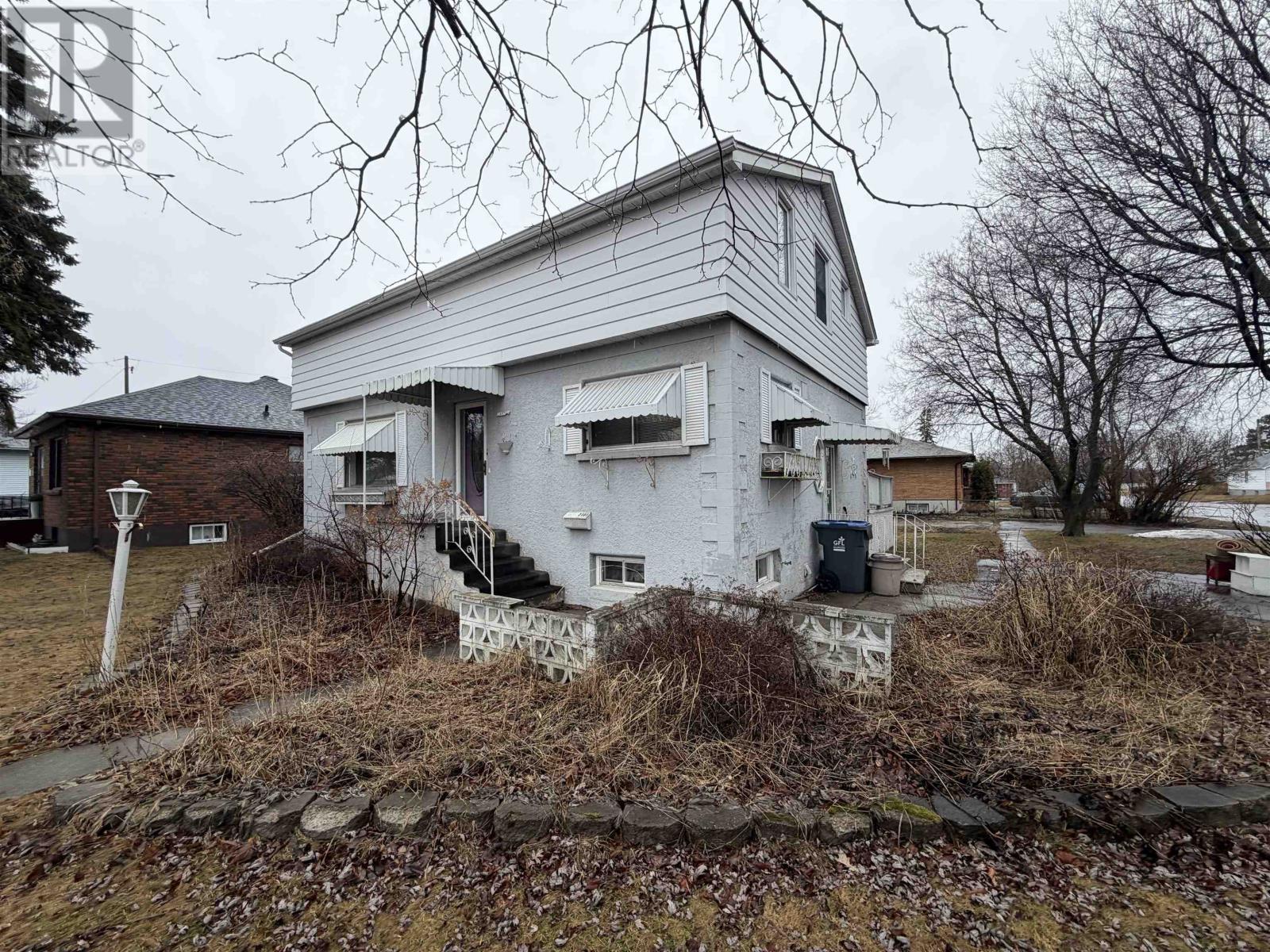 2101 Walsh ST E, Thunder Bay, Ontario