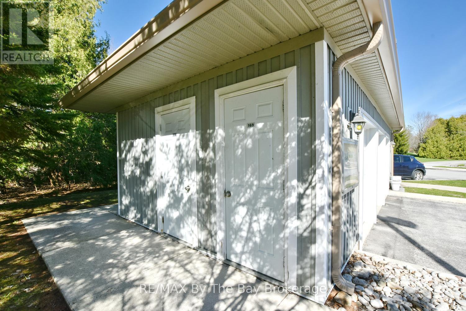 208 - 40 Mulligan Lane, Wasaga Beach, Ontario L9Z 0C5 - Photo 24 - S13056954