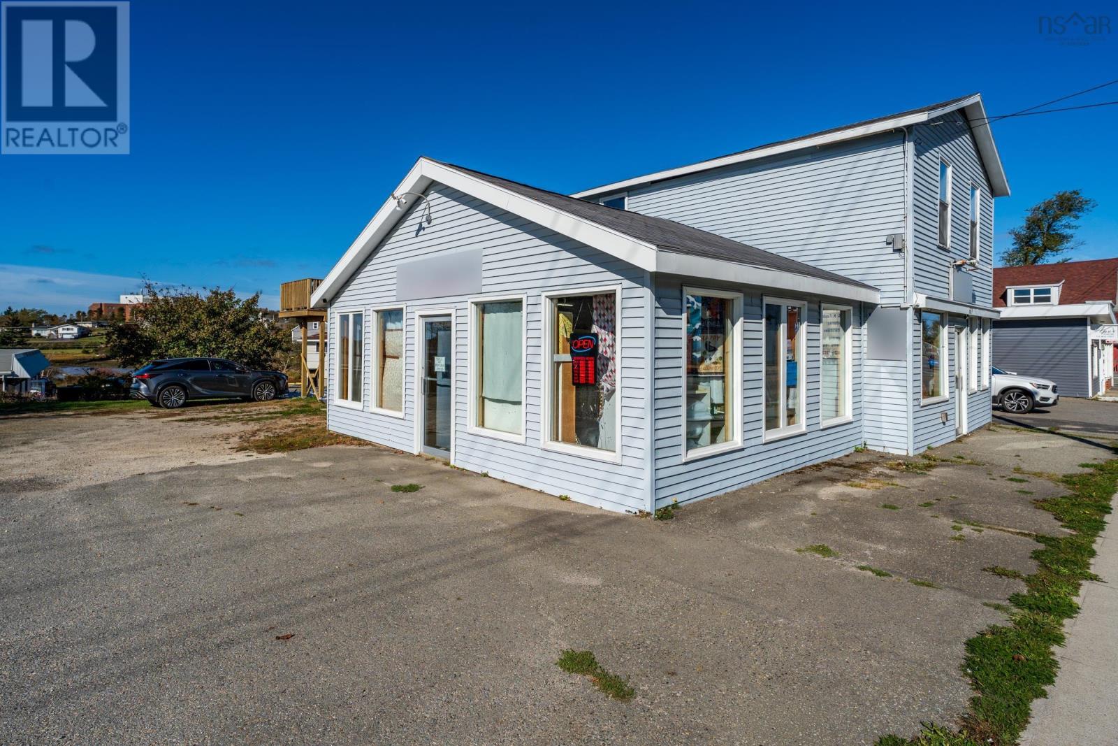 610 Main Street, Yarmouth, Nova Scotia  B5A 1J9 - Photo 23 - 202609108