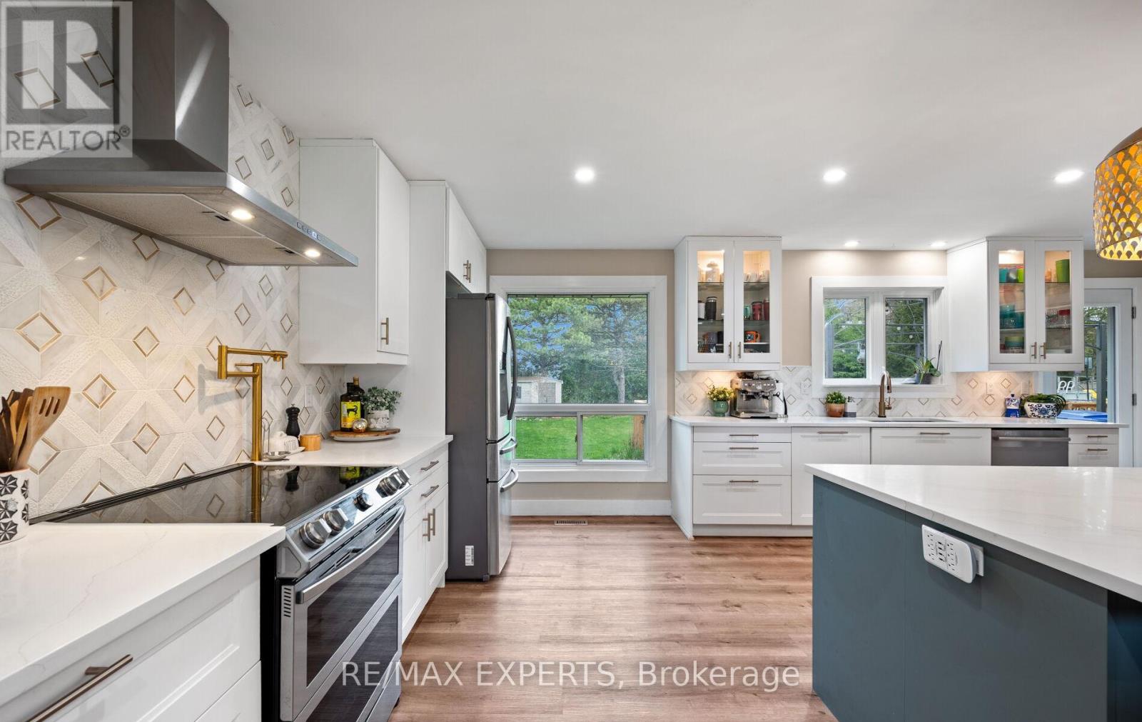 12 Simon Drive, Adjala-Tosorontio, Ontario  L0G 1L0 - Photo 10 - N13057498