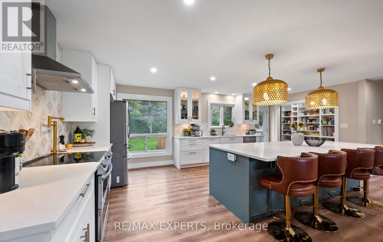 12 Simon Drive, Adjala-Tosorontio, Ontario  L0G 1L0 - Photo 9 - N13057498